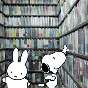 Meet your Posher, Moni